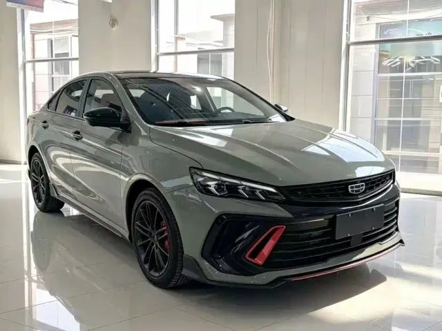 Geely Emgrand — Фото автомобиля 3