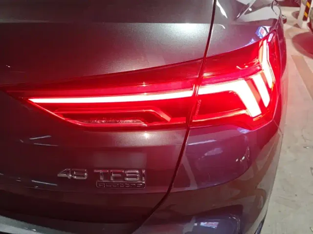 Audi Q3 — Фото автомобиля 7