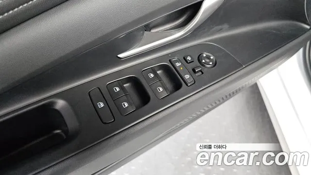 Hyundai Avante — Фото автомобиля 28