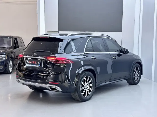 Mercedes-Benz GLE-Class — Фото автомобиля 18