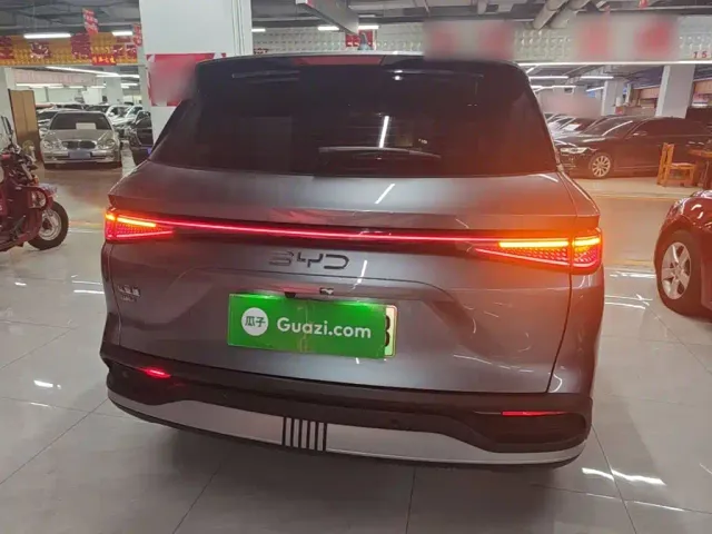 BYD Seal 05 DM-i — Фото автомобиля 5