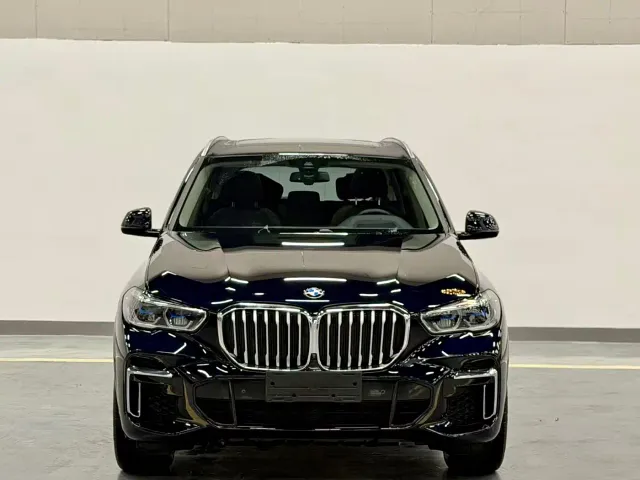 BMW X5 — Фото автомобиля 2