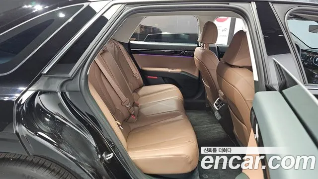 Hyundai Grandeur GN7 — Фото автомобиля 16