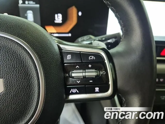Kia Carnival Generation 4 — Фото автомобиля 17