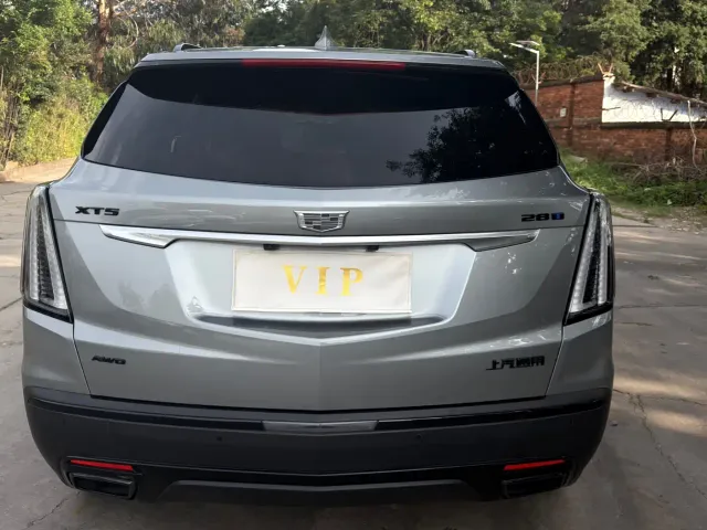Cadillac XT5 — Фото автомобиля 10