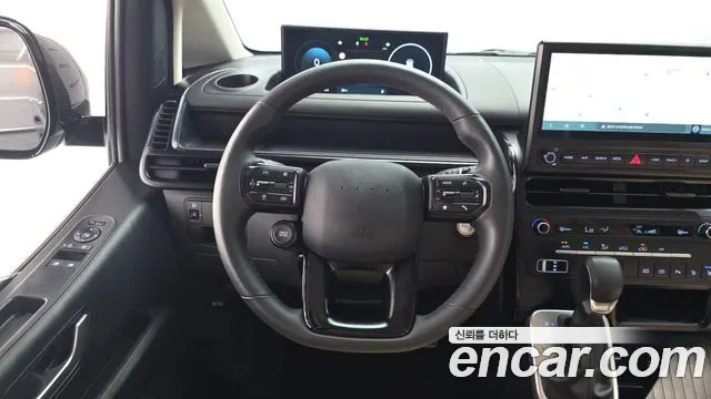 Hyundai Staria — Фото автомобиля 3