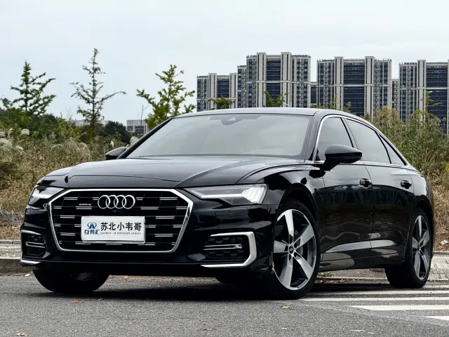 Фотография автомобиля — Audi A6L