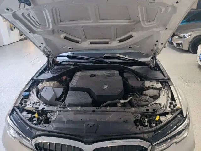 BMW 3 Series — Фото автомобиля 19