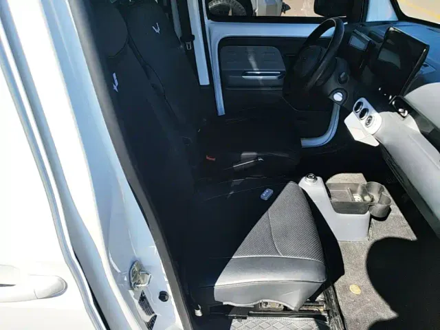 Wuling Zhiguang NEV — Фото автомобиля 24