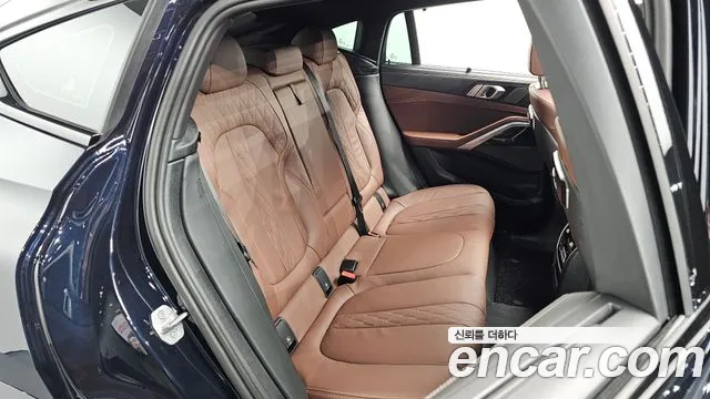 BMW X6 xDrive40i M Sport — Фото автомобиля 9