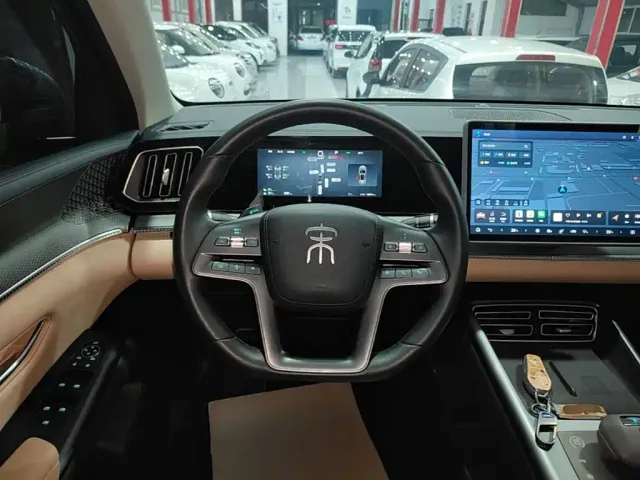 BYD Song Pro — Фото автомобиля 10