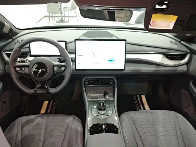 BYD Seal 06 GT — Фото автомобиля 13