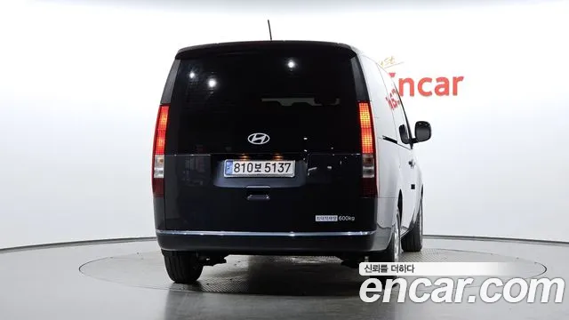 Hyundai Staria — Фото автомобиля 4