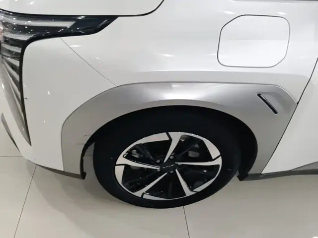 GAC Aion Y — Фото автомобиля 22