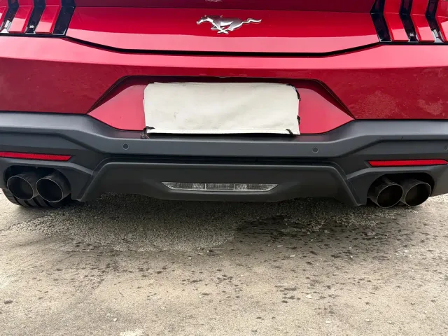 Ford Mustang — Фото автомобиля 7