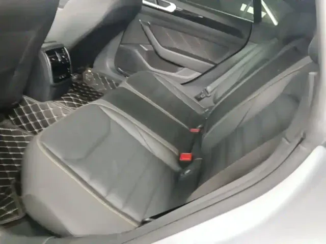 Volkswagen CC — Фото автомобиля 16