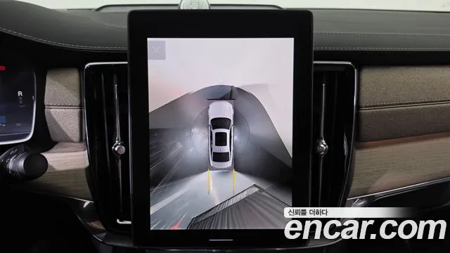 Volvo S90 — Фото автомобиля 21