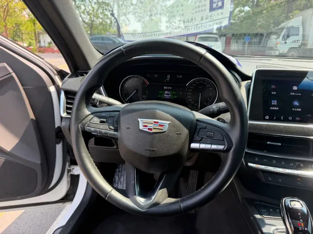 Cadillac CT5 — Фото автомобиля 12