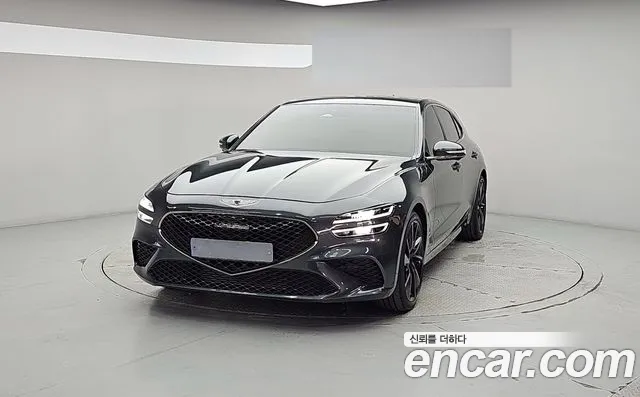Фотография автомобиля — Genesis G70