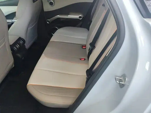 BYD Yuan PLUS — Фото автомобиля 16