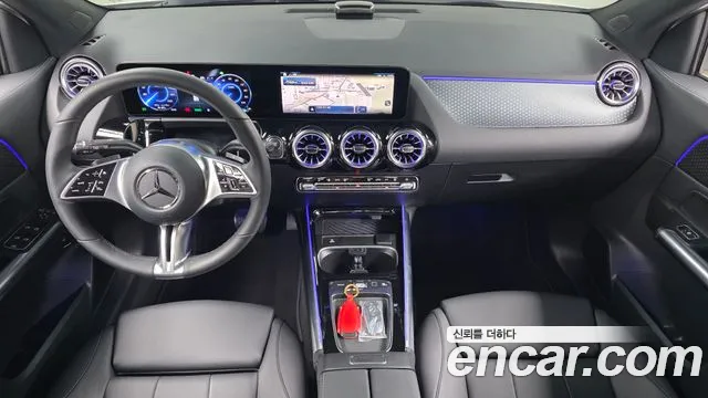 Mercedes-Benz EQA — Фото автомобиля 6
