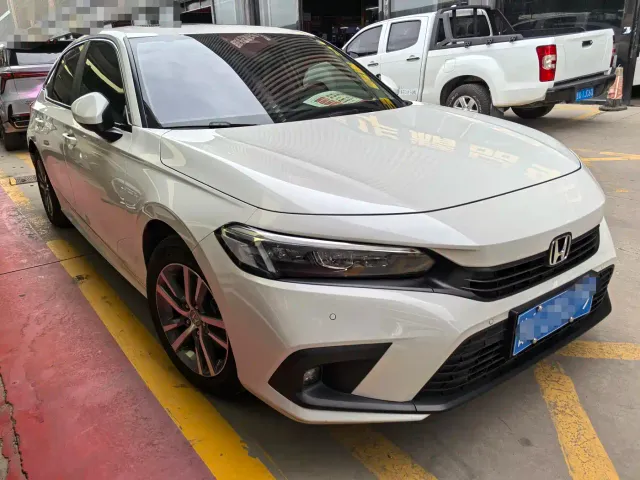 Honda Civic — Фото автомобиля 3