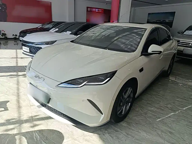 Фотография автомобиля — BYD Seal 06