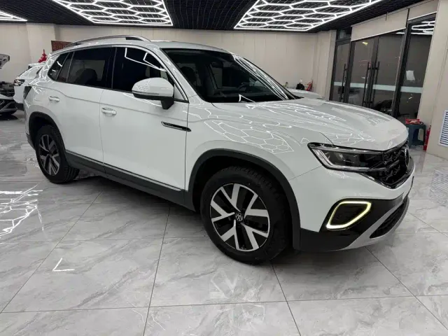 Volkswagen Tayron — Фото автомобиля 3