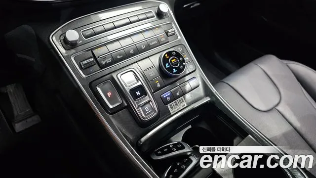 Hyundai Santafe — Фото автомобиля 9