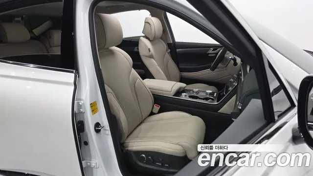 Genesis GV80 Coupe — Фото автомобиля 16