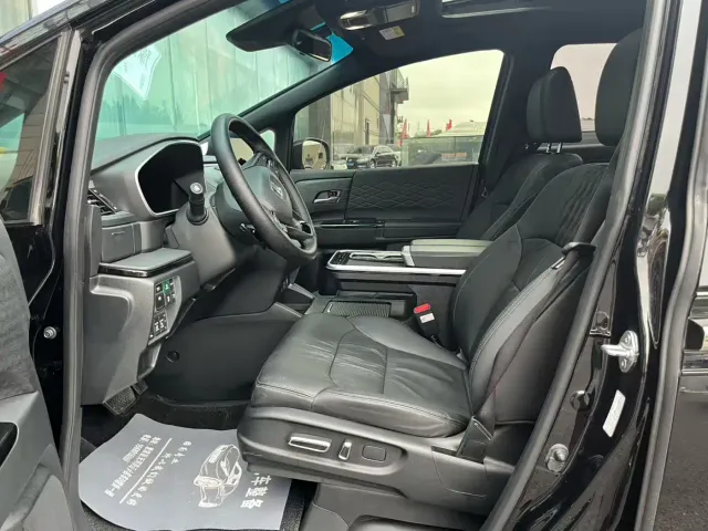 Honda Elysion — Фото автомобиля 2