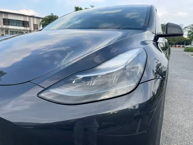 Tesla Model Y — Фото автомобиля 7