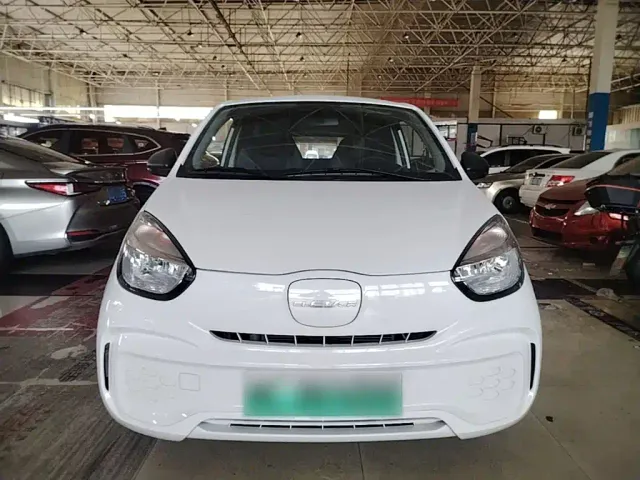 Roewe Clever — Фото автомобиля 2
