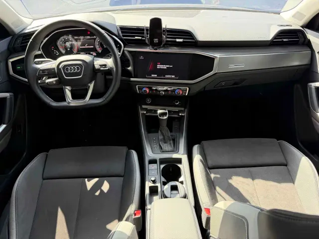 Audi Q3 — Фото автомобиля 18