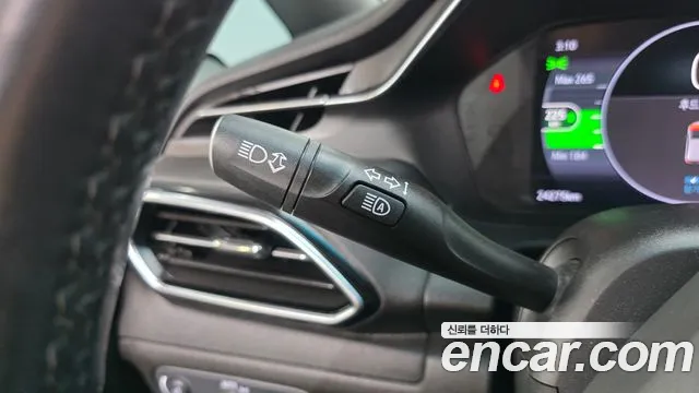 ChevroletGMDaewoo Bolt EV — Фото автомобиля 26