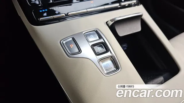 Hyundai Grandeur New — Фото автомобиля 12