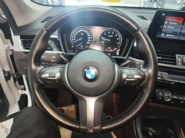 BMW X1 — Фото автомобиля 10
