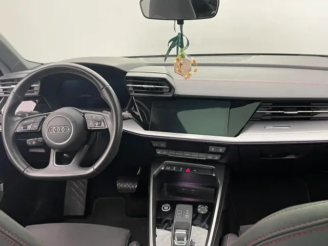 Audi Audi A3 2022 Sportback 35 TFSI Luxury Sport — Фото автомобиля 7