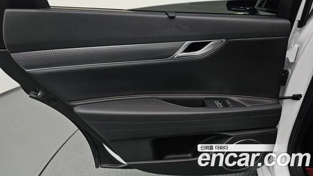Genesis G80 Бензин 2.5 турбо AWD — Фото автомобиля 25