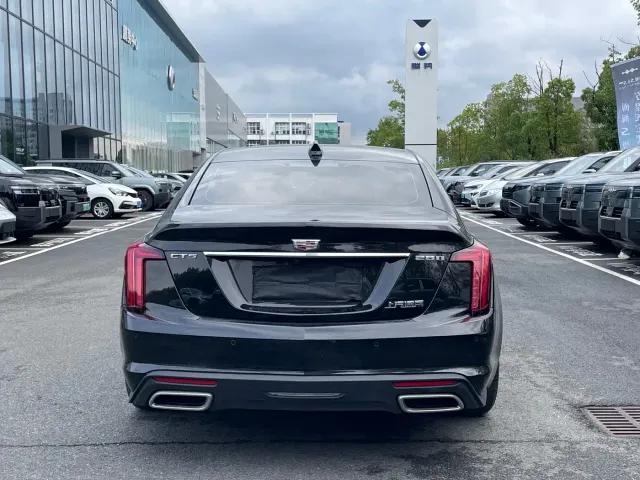Cadillac CT5 — Фото автомобиля 16