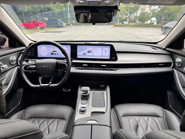 Chery Arrizo 8 — Фото автомобиля 16