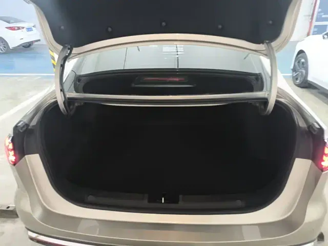 Geely Galaxy Stellar 6 — Фото автомобиля 18