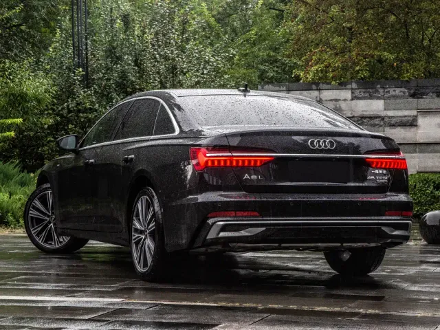 Audi A6L — Фото автомобиля 3