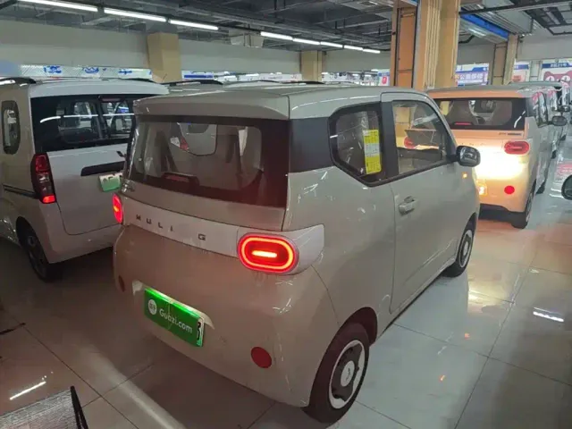 Wuling Hongguang Mini EV — Фото автомобиля 6