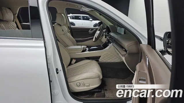 Genesis GV80 2.5T Бензин AWD — Фото автомобиля 26