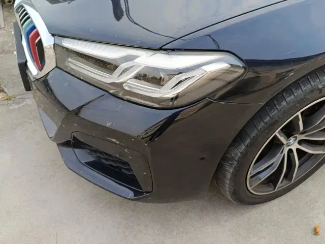 BMW 5 Series — Фото автомобиля 5