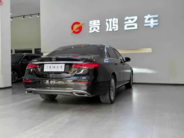 Mercedes-Benz E-Class — Фото автомобиля 5