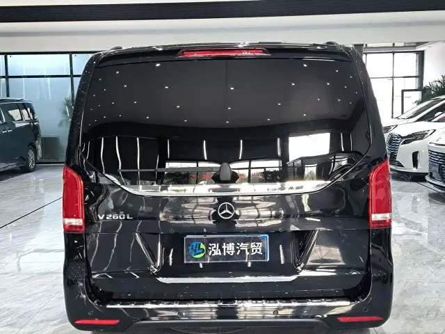Mercedes-Benz V-Class — Фото автомобиля 13