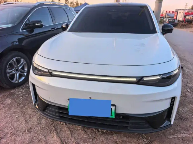 Leapmotor C10 — Фото автомобиля 2