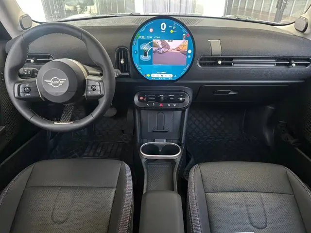 MINI Hatch — Фото автомобиля 11